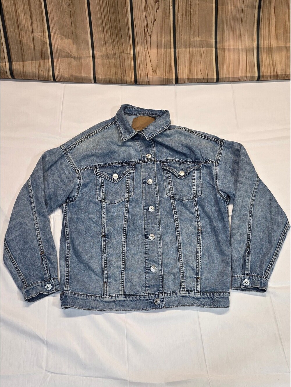 American Eagle Classic Blue Denim Jacket Size Small